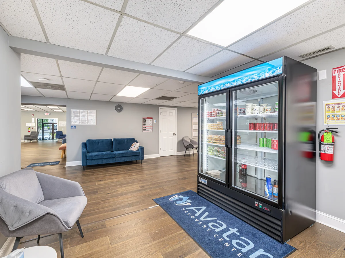 Avatar_Recovery_Center_PPC_Pentry_Area_With_Refreshments